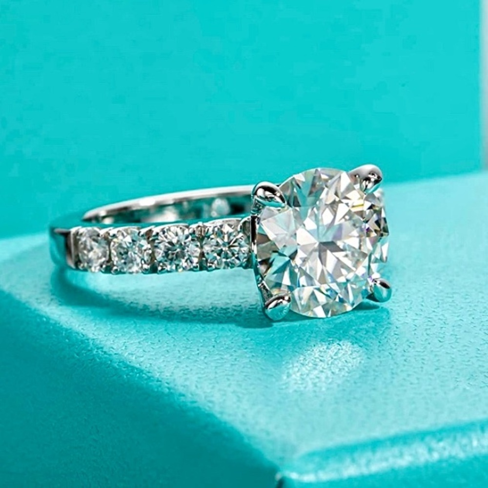 4.3 Carat Round Cut Moissanite Diamond Engagement Ring SIZE 8